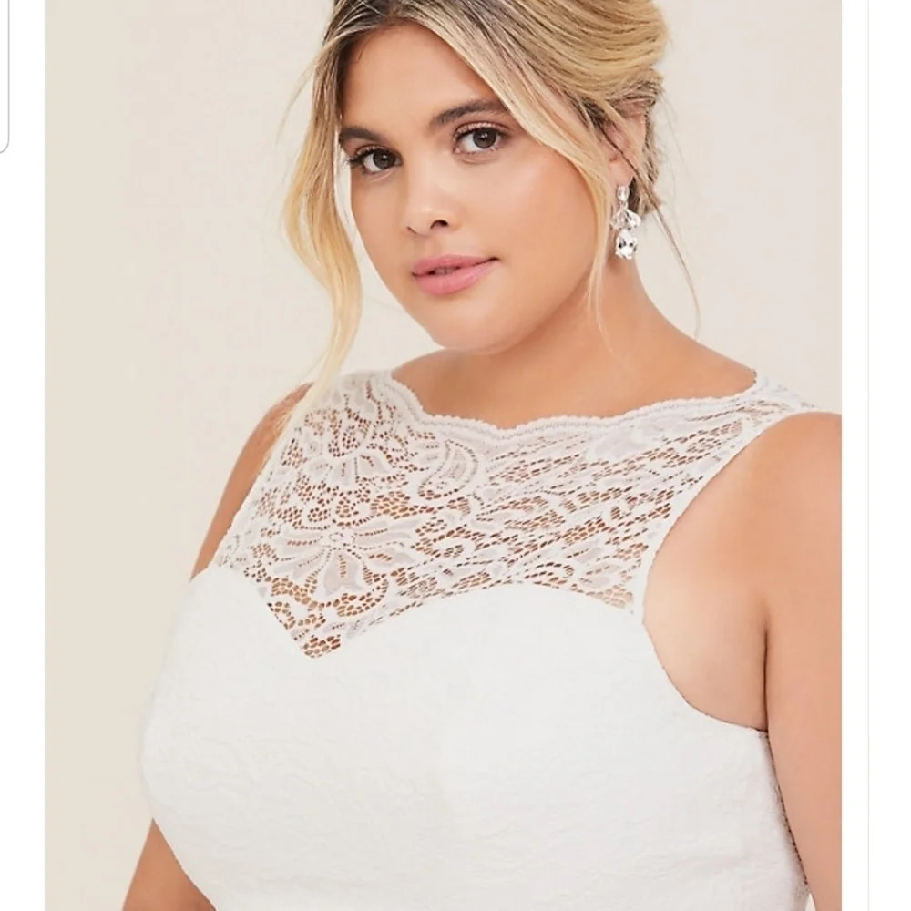 Torrid Lace Bridal Wedding Ivory Dress 14 - Picture 2 of 8